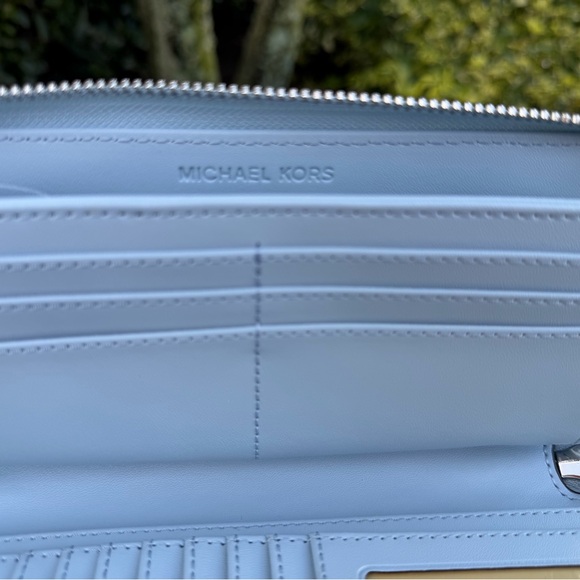 Michael Kors Jet Set Travel LG Continental Wallet  Wristlet Pale Ocean - Picture 7 of 14